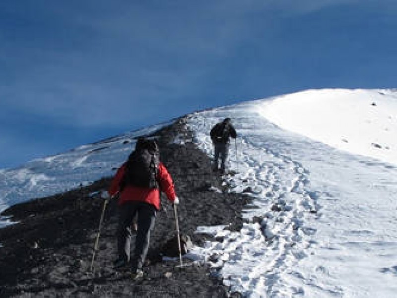 ASCENSO AL VOLCAN DEL MISTI 2D/1N