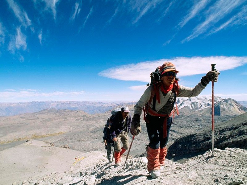 ASCENSO AL VOLCAN DEL MISTI 2D/1N