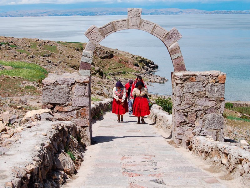 Excursión Islas Uros – Taquile